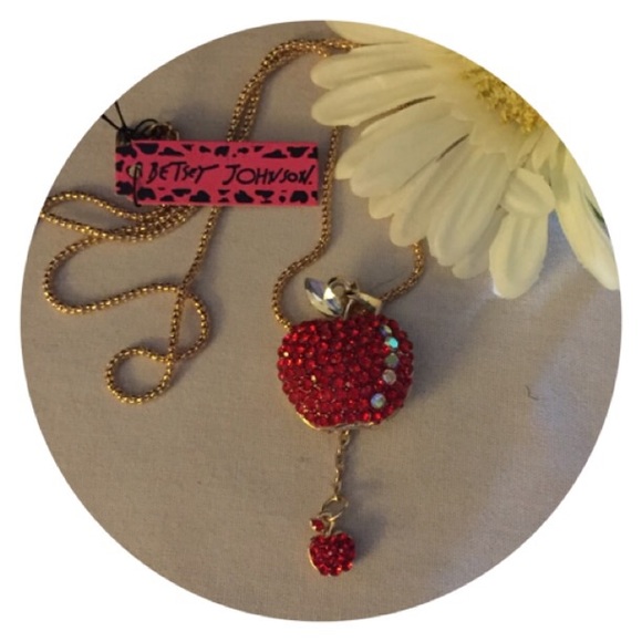 Betsey Johnson Jewelry - 🌺Crystal Apple 🍎 Pendant